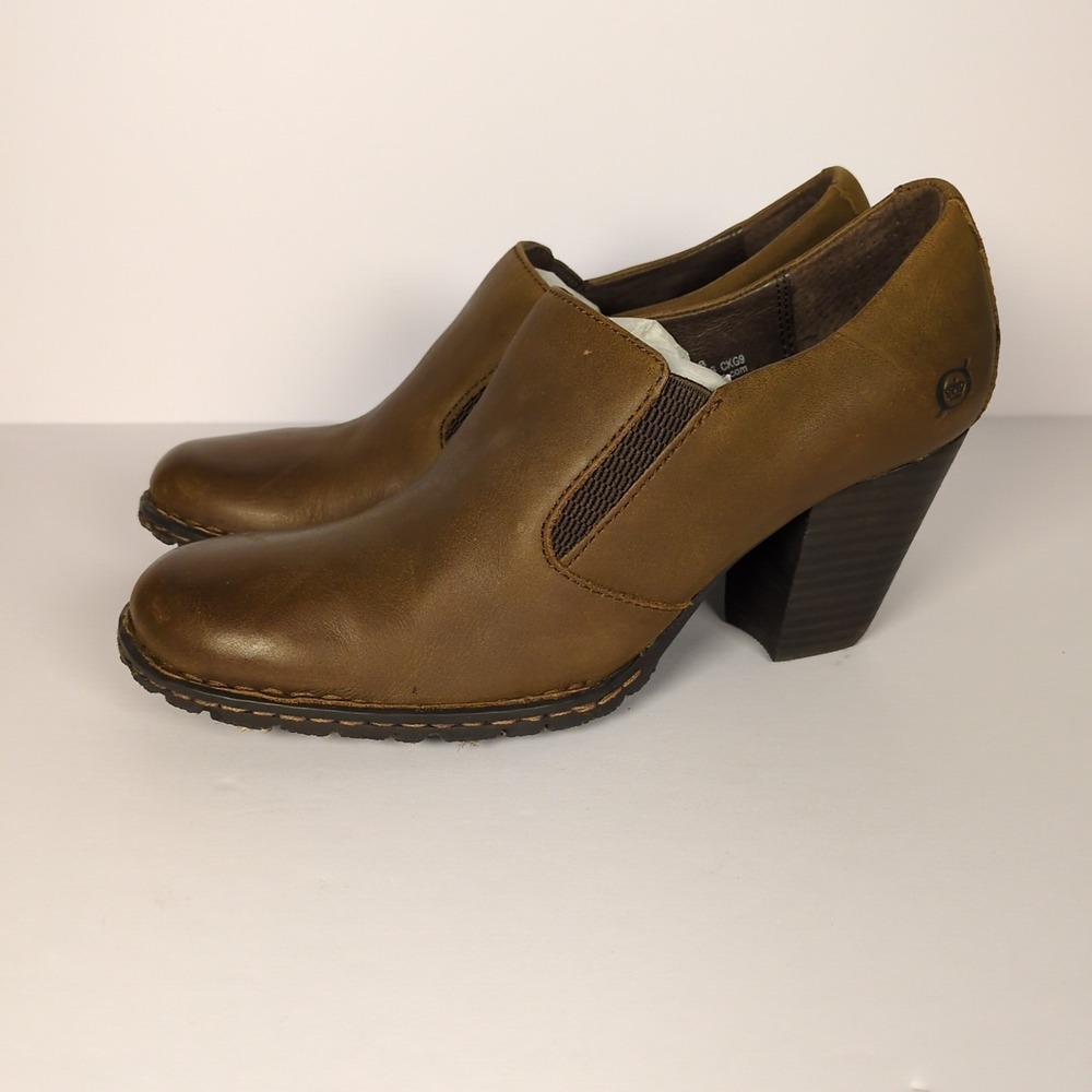Born‎ Boots Womens 7 Gertrude Slip On Low Bootie W81296 Brown Leather Heels NWOB